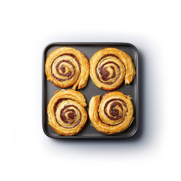 MasterClass Non-Stick Square Baking Tray, 26cm image 2