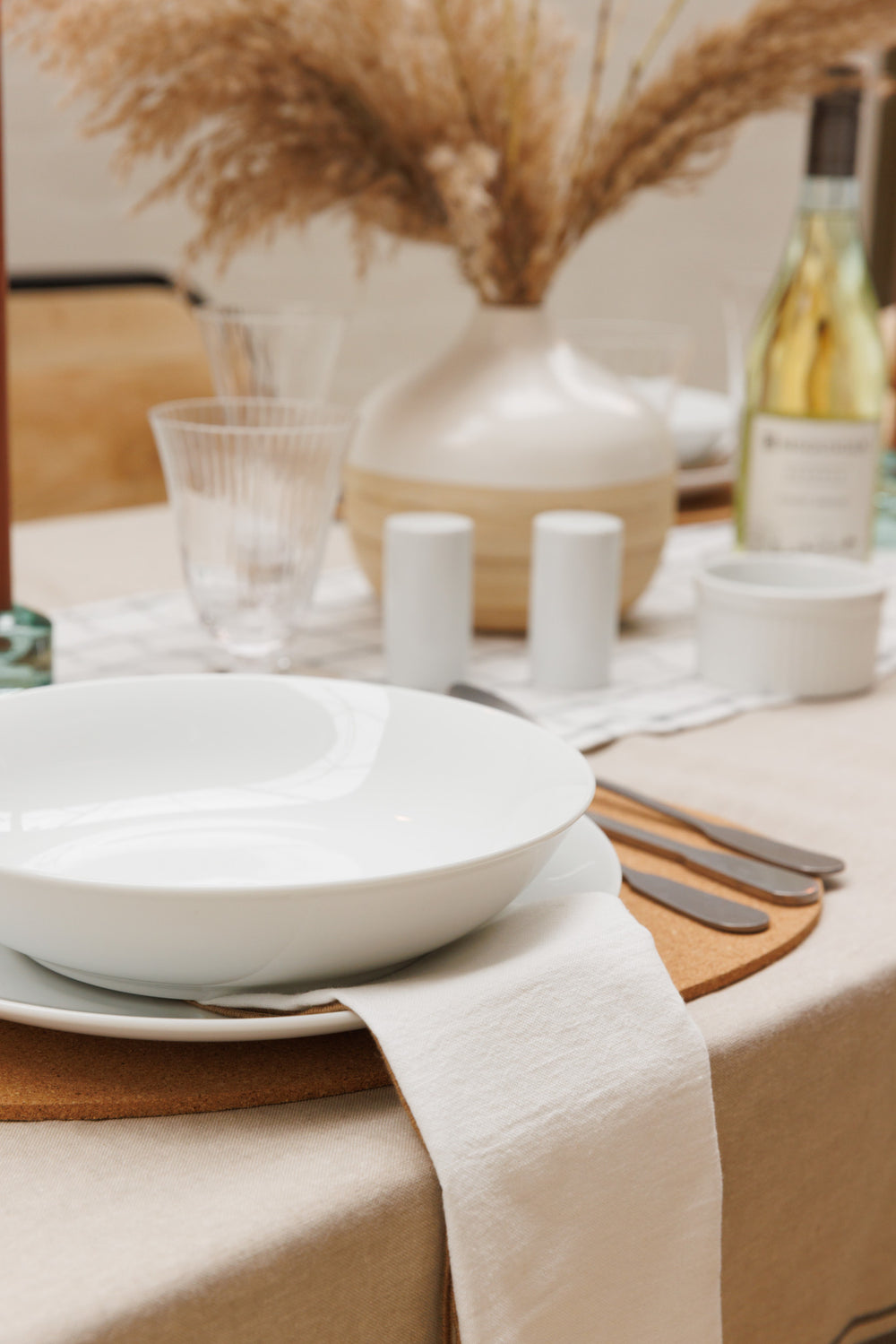 Mikasa Chalk Porcelain Pasta Bowls, Set of 4, 23cm, White