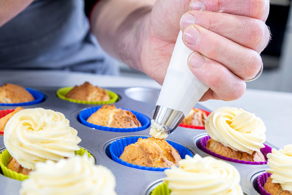 Sweetly Does It 9 Piece Icing Set