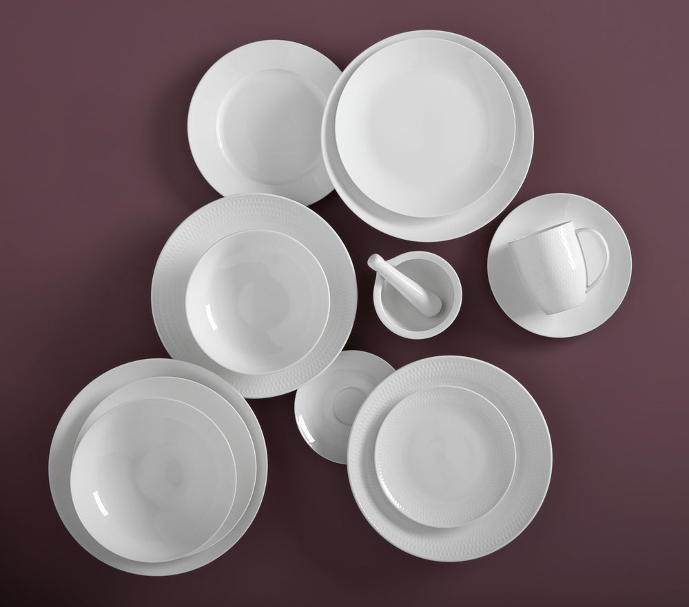 Maxwell & Williams White Basics Diamonds 16 Piece Dinner Set