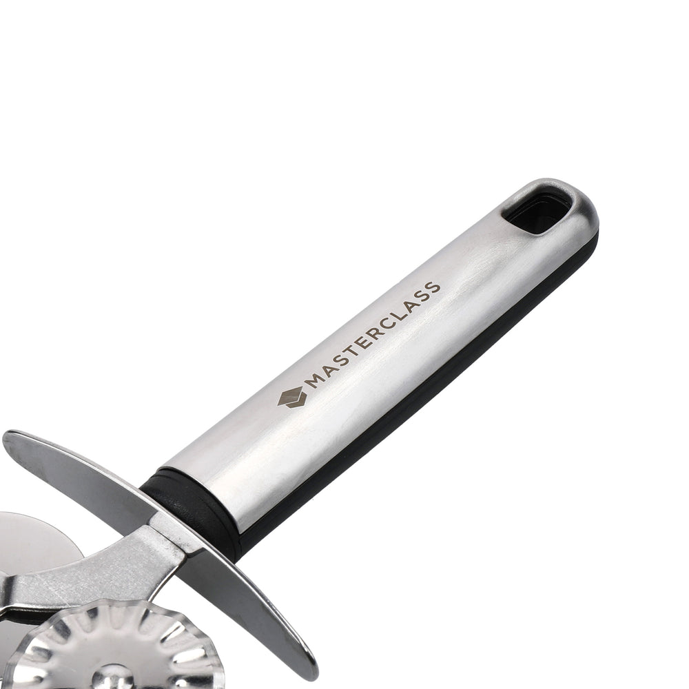 MasterClass Soft Grip Stainless Steel Pastry and Pasta Cutter