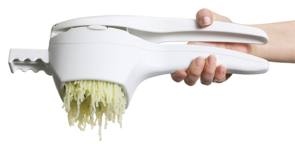 KitchenCraft Plastic Potato Ricer With Two Discs image 6