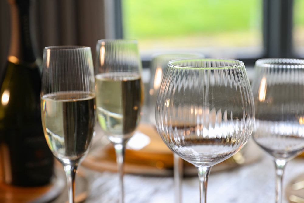 BarCraft Set of 2 Handmade Ribbed Gin Glasses in Gift Box