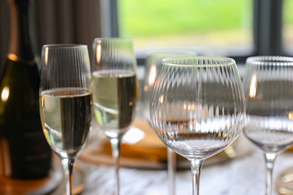 BarCraft Set of 2 Handmade Ribbed Gin Glasses in Gift Box image 8