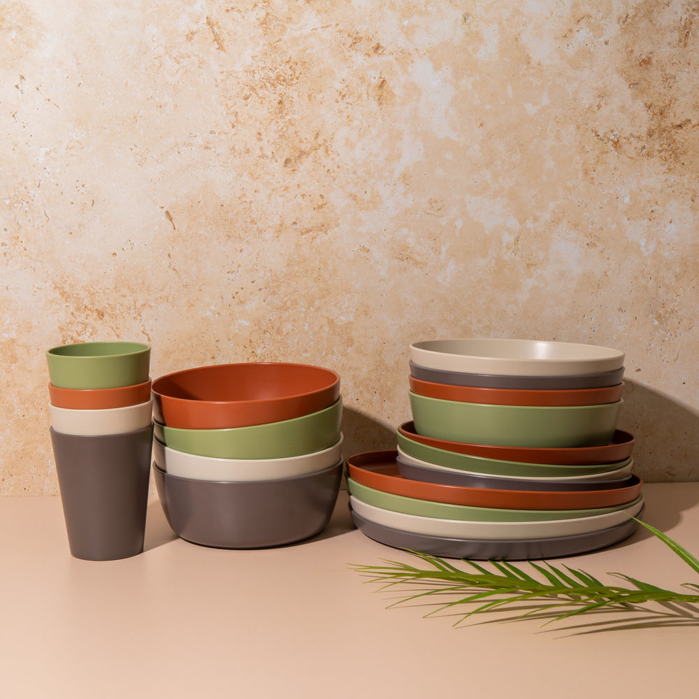 Mikasa 20pc Outdoor Dining Set with 4x Tumblers, 4x Bowls, 4x Shallow Bowls, 4x Dinner Plates and 4x Side Plates, Multicolour