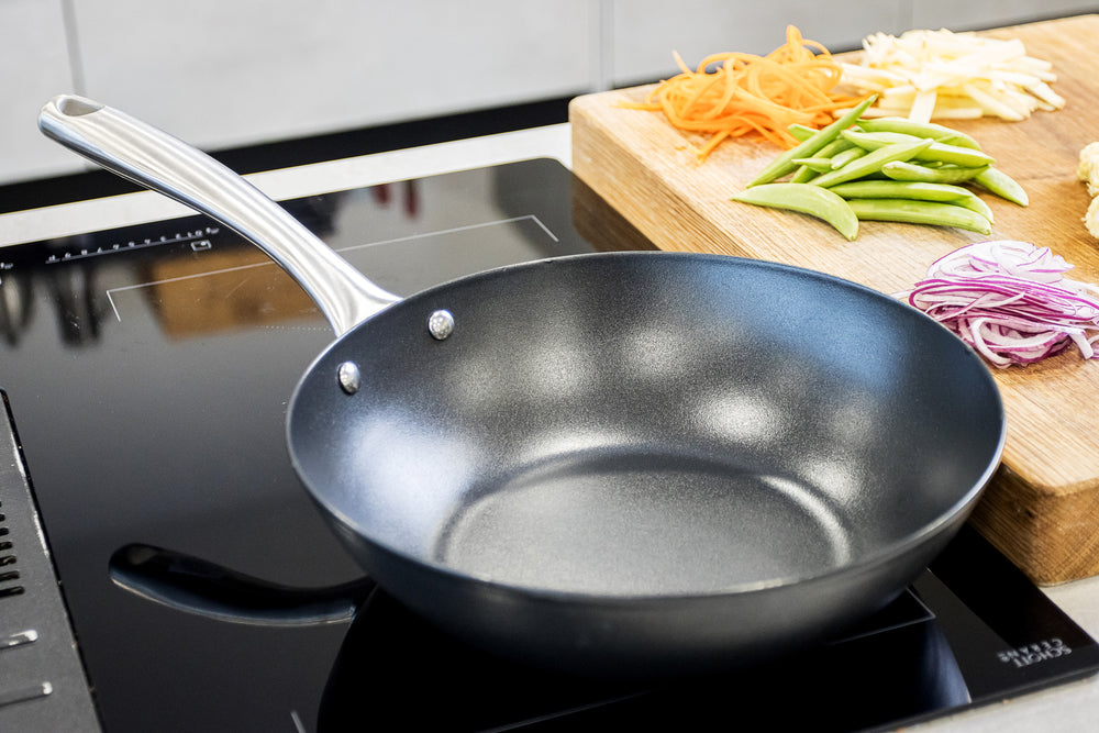 MasterClass Induction-Ready Wok, 24.5cm