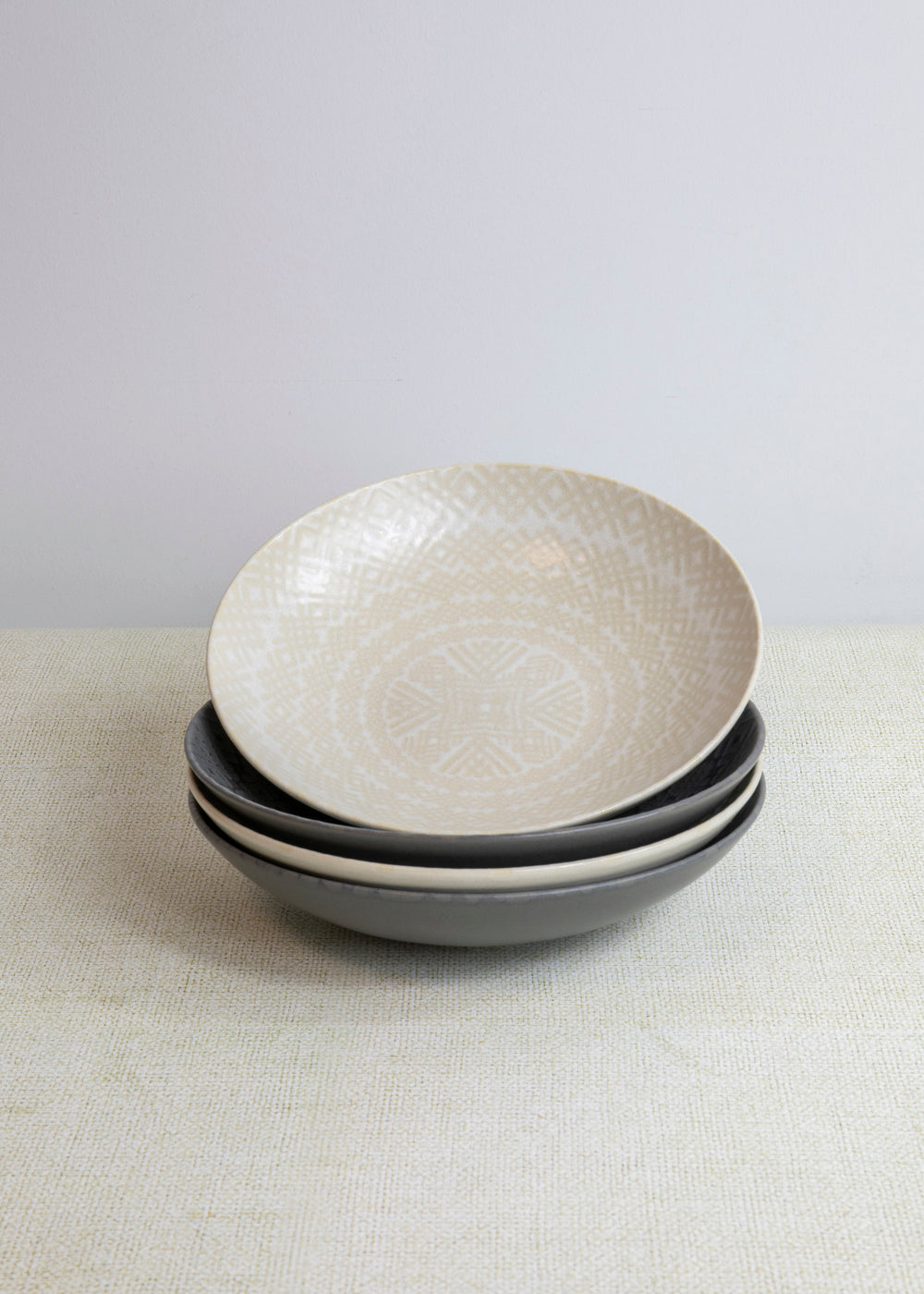 KitchenCraft Set of 4 Pasta Bowls in Gift Box, Lead-Free Glazed Stoneware - Embossed Grey