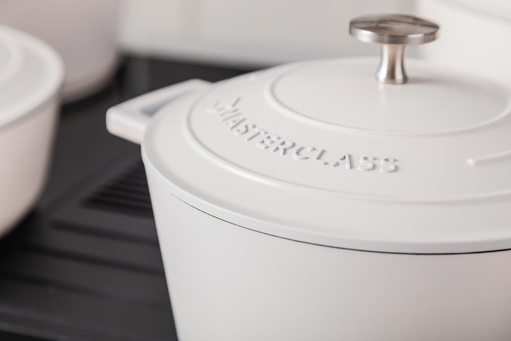 MasterClass Cream Cast Aluminium Casserole Dish, 5L