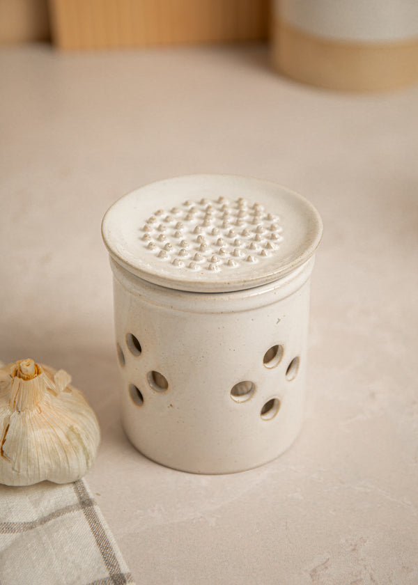 KitchenCraft Idilica Stoneware Garlic Storage with Grater Lid, Cream image 5