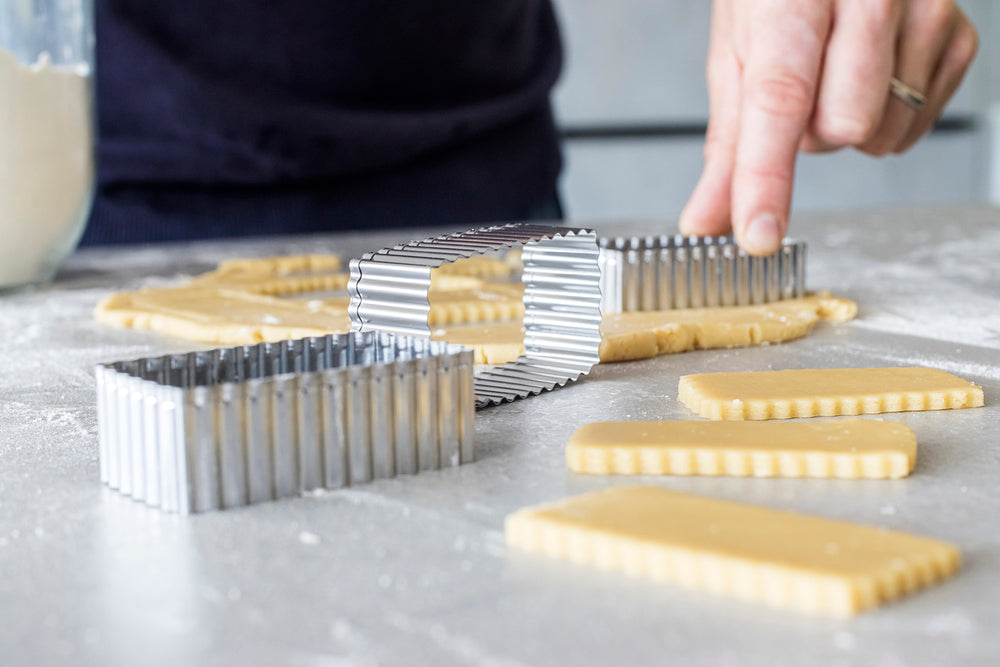 KitchenCraft 8cm Fluted Rectangular Cookie Cutter