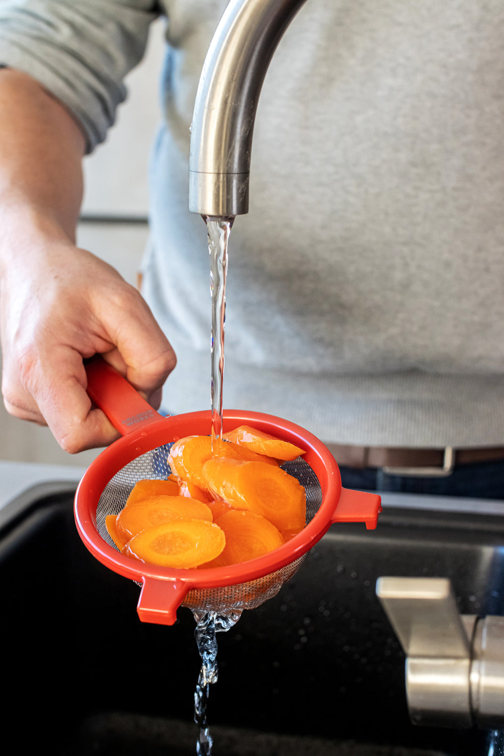 Colourworks Set of 3 Stainless Steel Fine Mesh Round Sieves