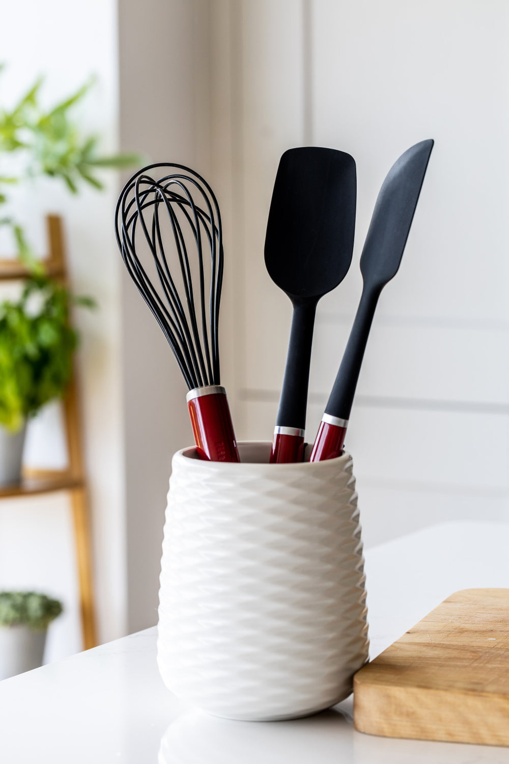 KitchenAid Classic Silicone Whisk – Empire Red