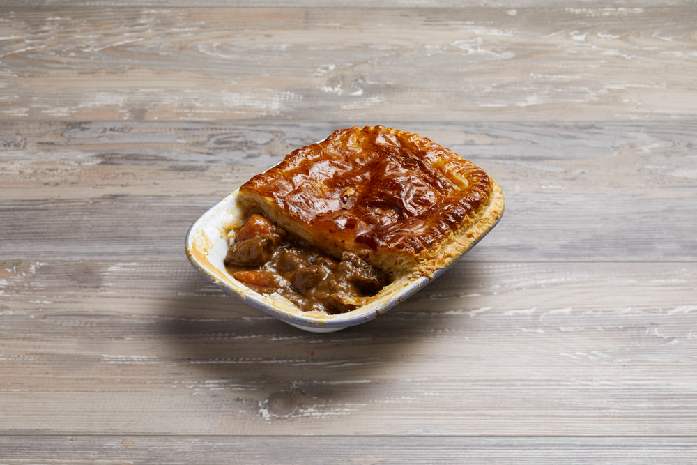 Living Nostalgia Enamel Oblong Pie Dish, 22cm