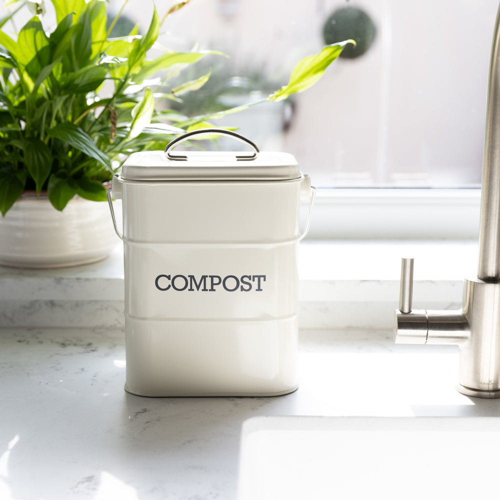 Living Nostalgia Antique Cream Compost Bin