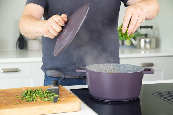 MasterClass Purple Cast Aluminium Casserole Dish, 20cm, 2.5L image 2