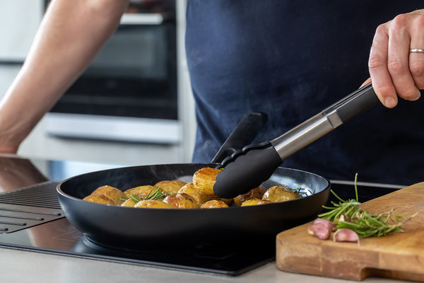 KitchenAid Silicone-Tipped Side-Locking Tongs, 30cm image 5