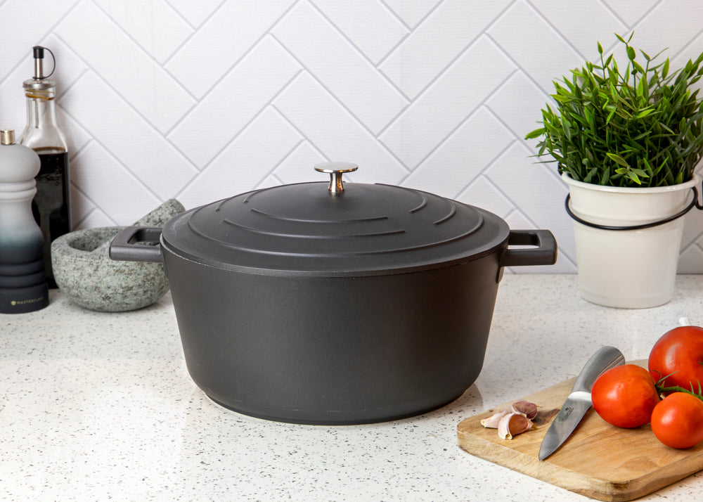 MasterClass Cast Aluminium 5 Litre Casserole Dish