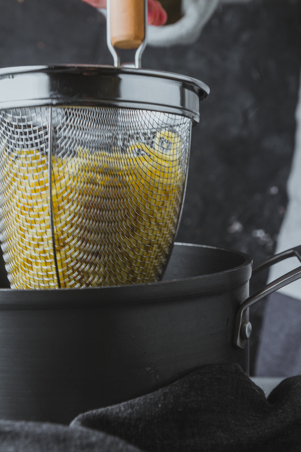 KitchenCraft World of Flavours Strainer