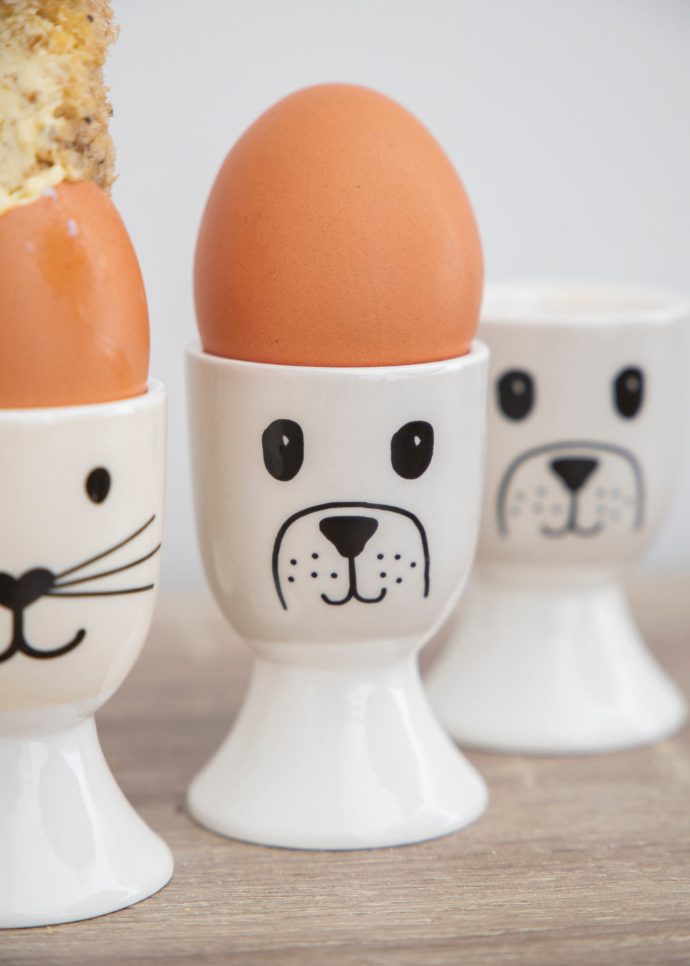 KitchenCraft Cat and Dog Egg Cup Set - Porcelain, 4 Pieces
