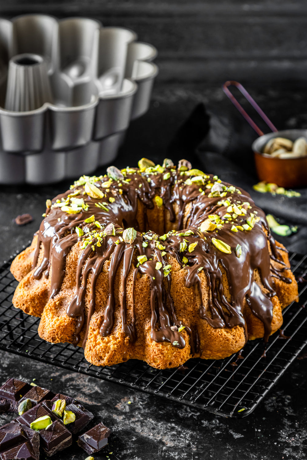 MasterClass Cast Aluminium Decorative Tiered Cake Tin, 24cm