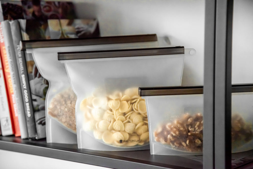 MasterClass 1-Litre Reusable Food Bag with Leakproof and Airtight Seal, BPA-Free Silicone