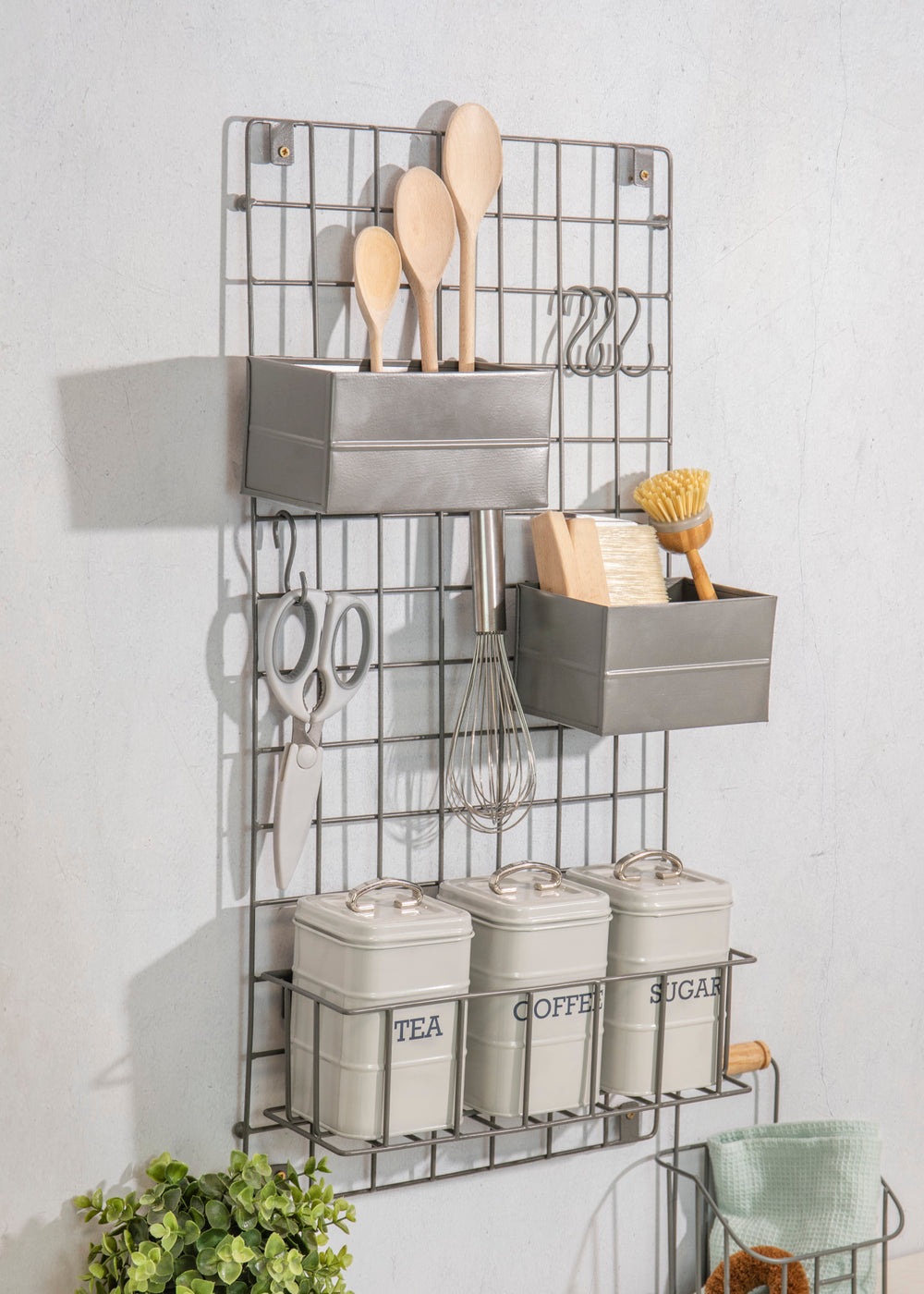 KitchenCraft Living Nostalgia Wall Mountable Kitchen Shelf Organiser