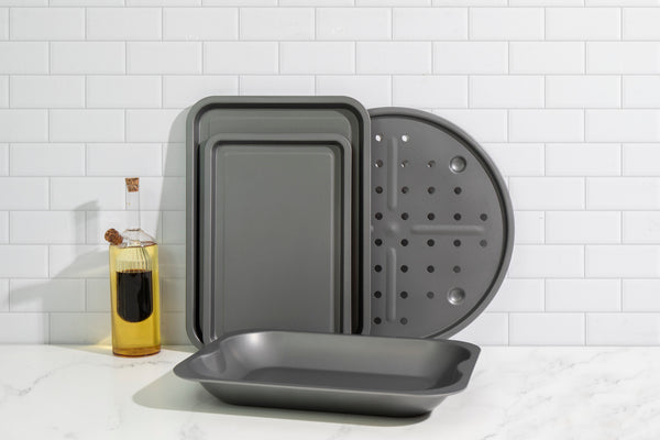 KitchenCraft 4-Piece Non-Stick Pizza and Roasting Tin Set image 5