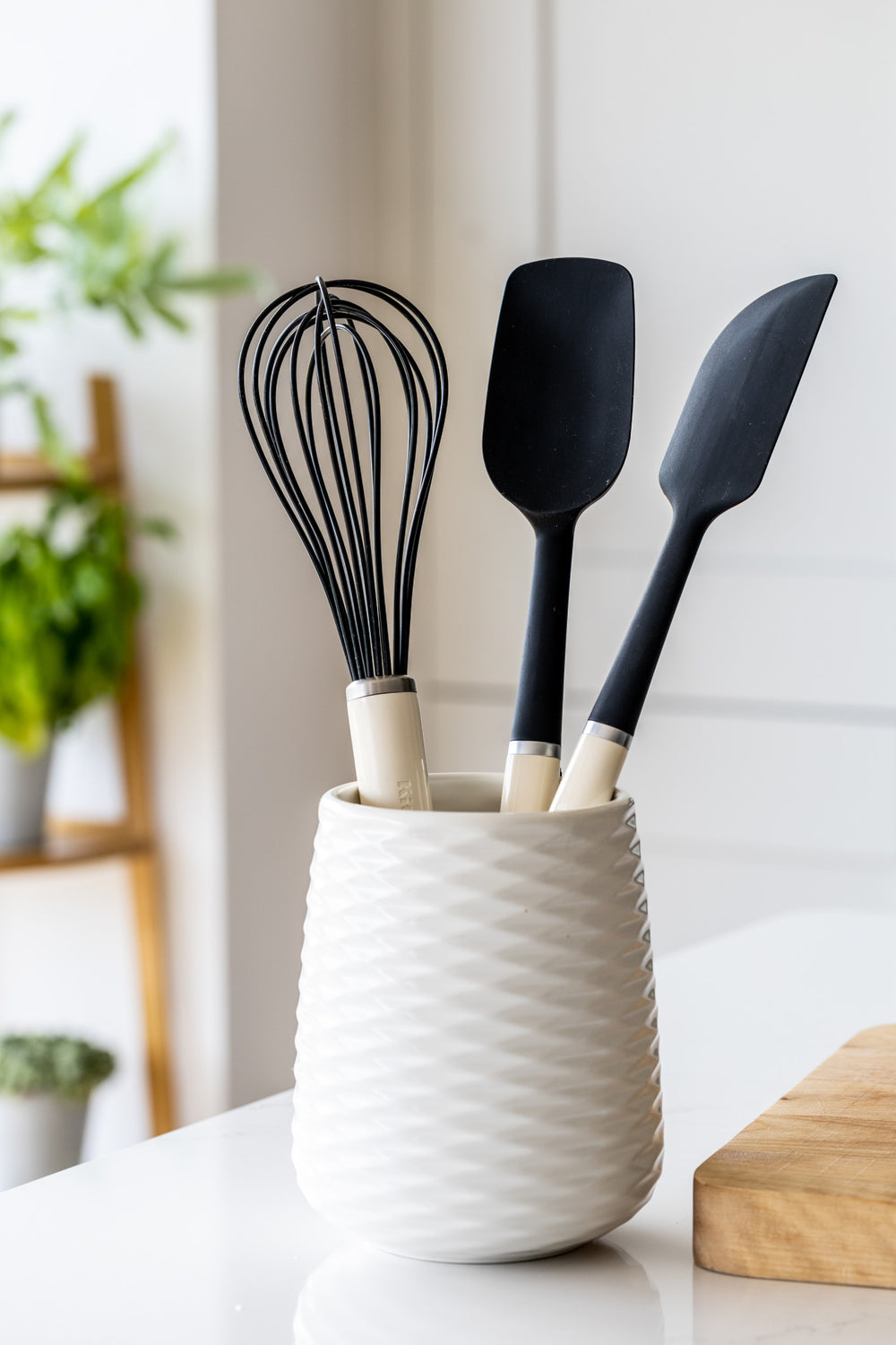 KitchenAid Silicone Whisk – Almond Cream