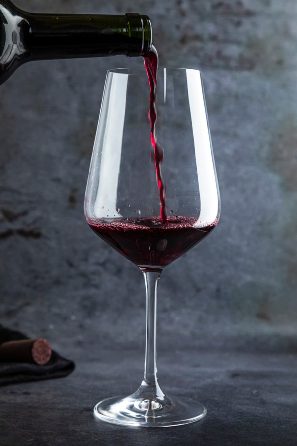 Mikasa Hospitality Vine Red Wine Glasses, 500 ml, Set of 6