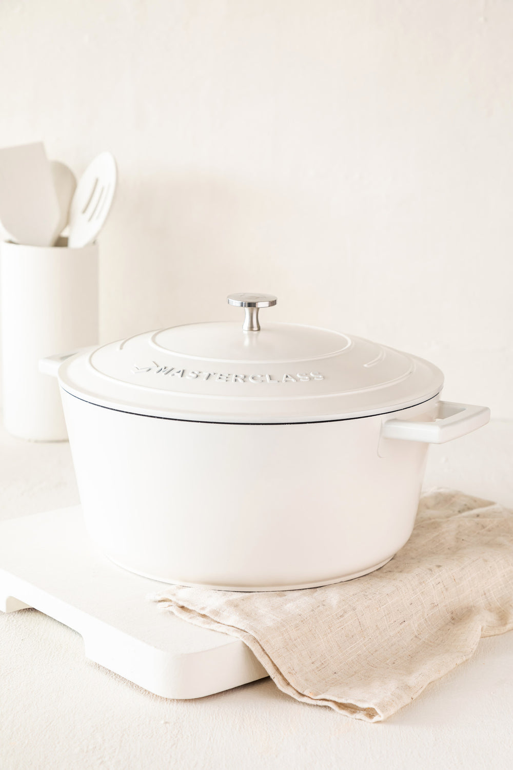 MasterClass Cream Cast Aluminium Casserole Dish, 5L