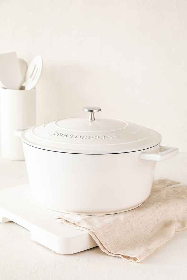 MasterClass Cream Cast Aluminium Casserole Dish, 5L image 5