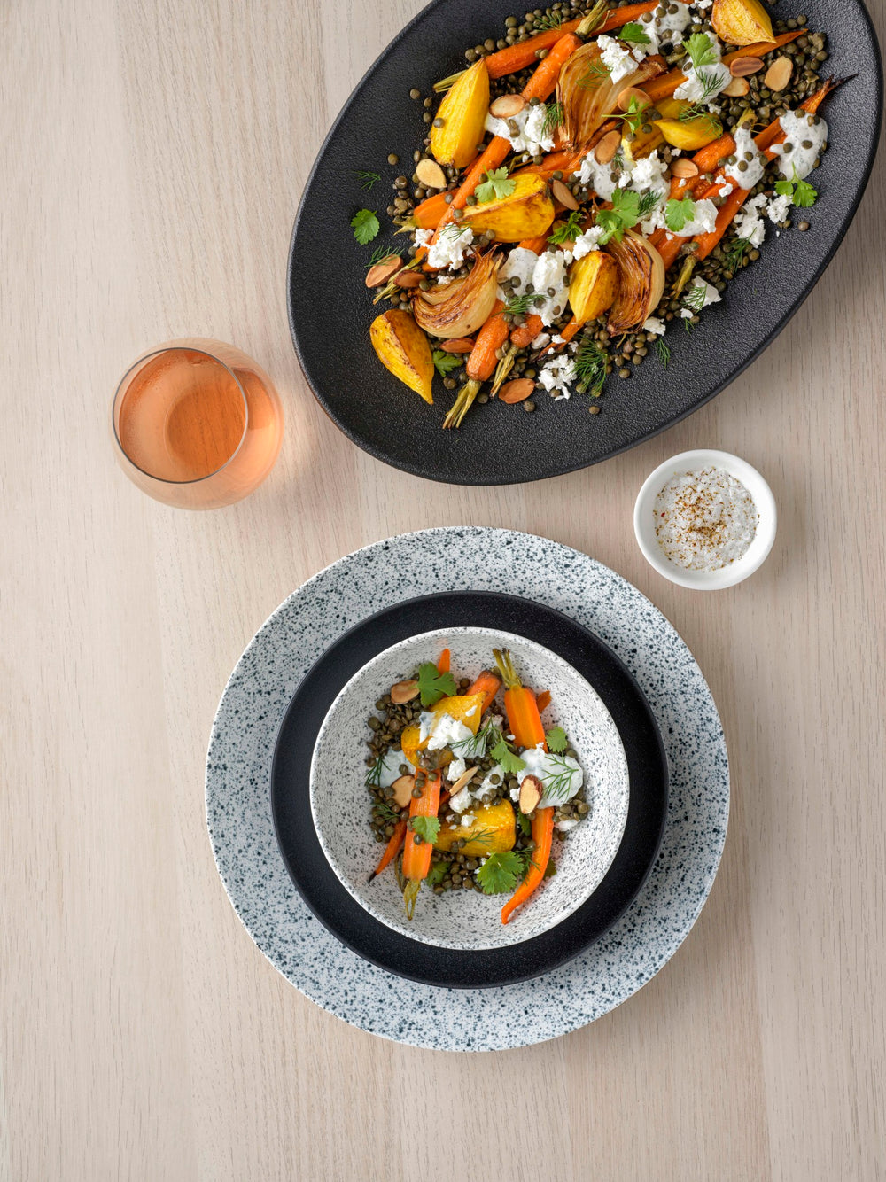 Maxwell & Williams Caviar 35cm Oval Plate