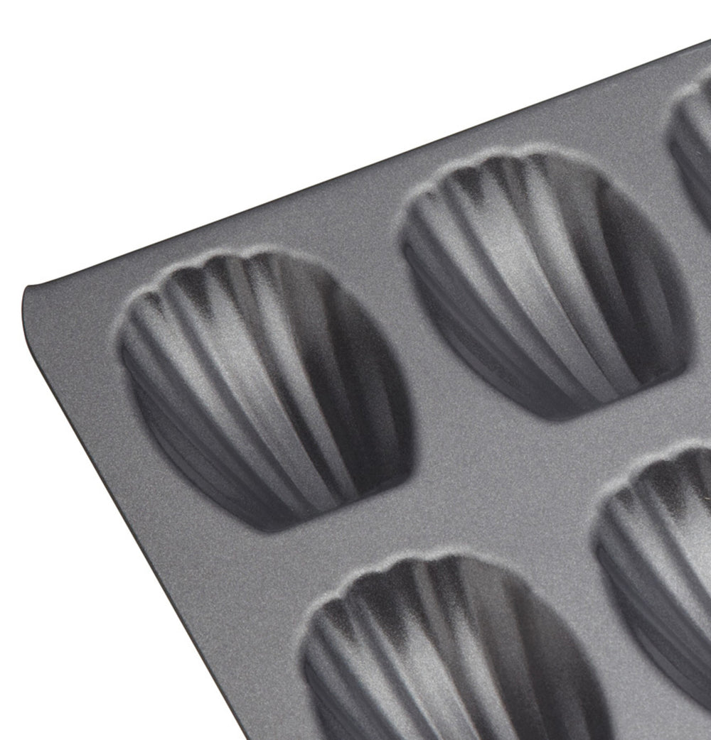 MasterClass Non-Stick 12 Hole Madeleine Pan