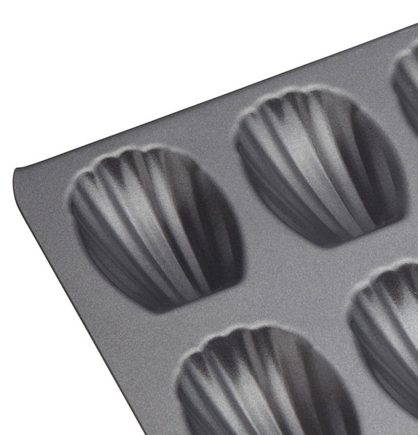MasterClass Non-Stick 12 Hole Madeleine Pan image 3