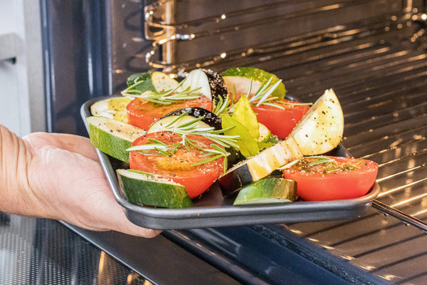 MasterClass Non-Stick Baking Tray, 24cm x 18cm image 5