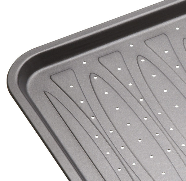 MasterClass Non-Stick Crisper Baking Tray, 39cm x 32cm image 3