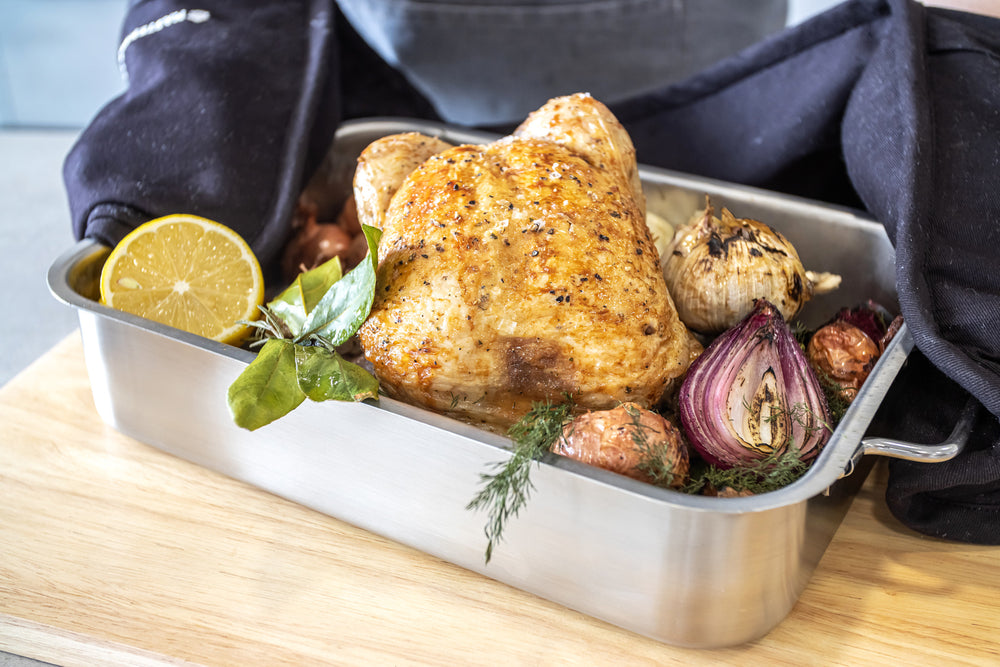 MasterClass Stainless Steel Heavy Duty Roasting Pan, 32cm x 23cm