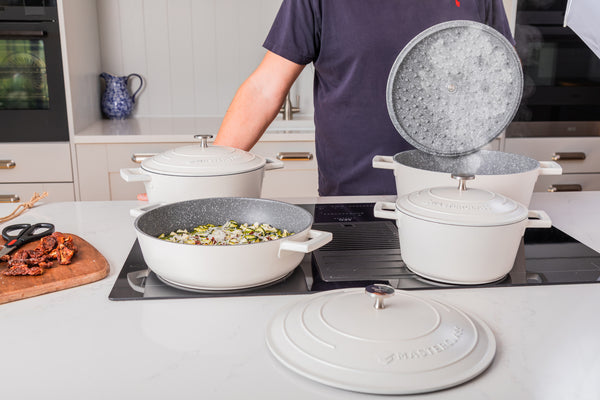 MasterClass Cream Cast Aluminium Casserole Dish, 5L image 3