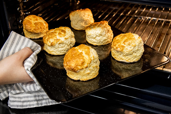 MasterClass Vitreous Enamel Baking Sheet, 35cm x 28cm image 7