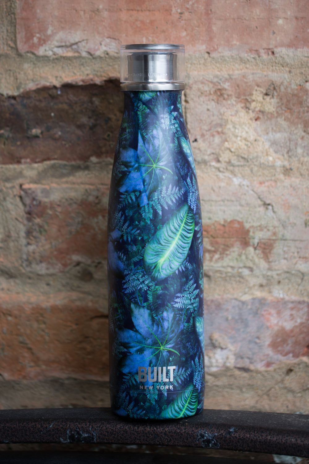 Built 500ml Double Walled Stainless Steel Water Bottle Dark Tropics