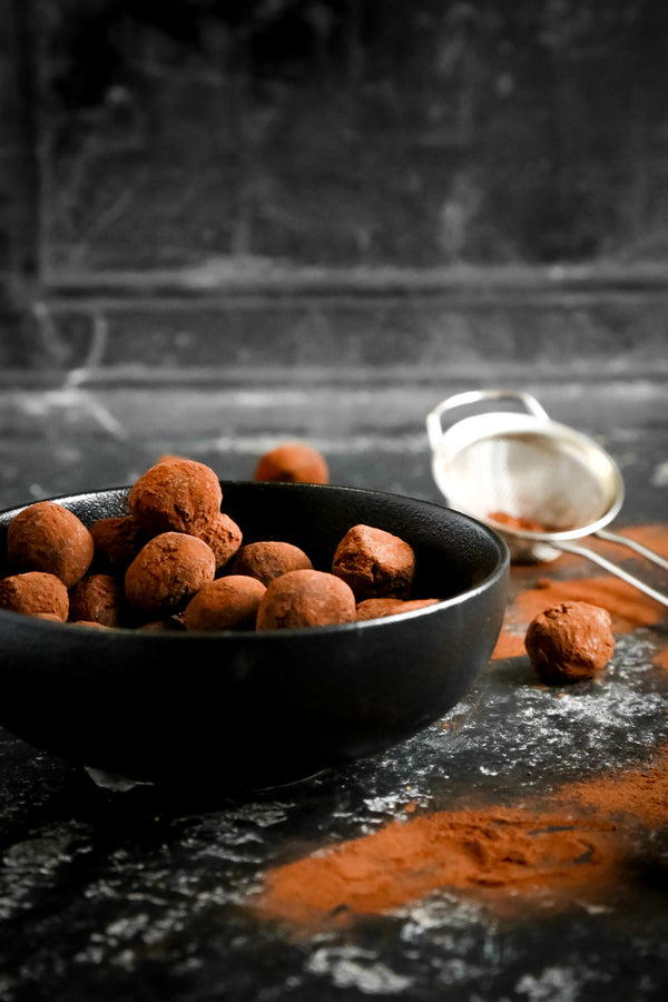 Set of Maxwell Williams Caviar 19cm Coupe Bowls – CookServeEnjoy