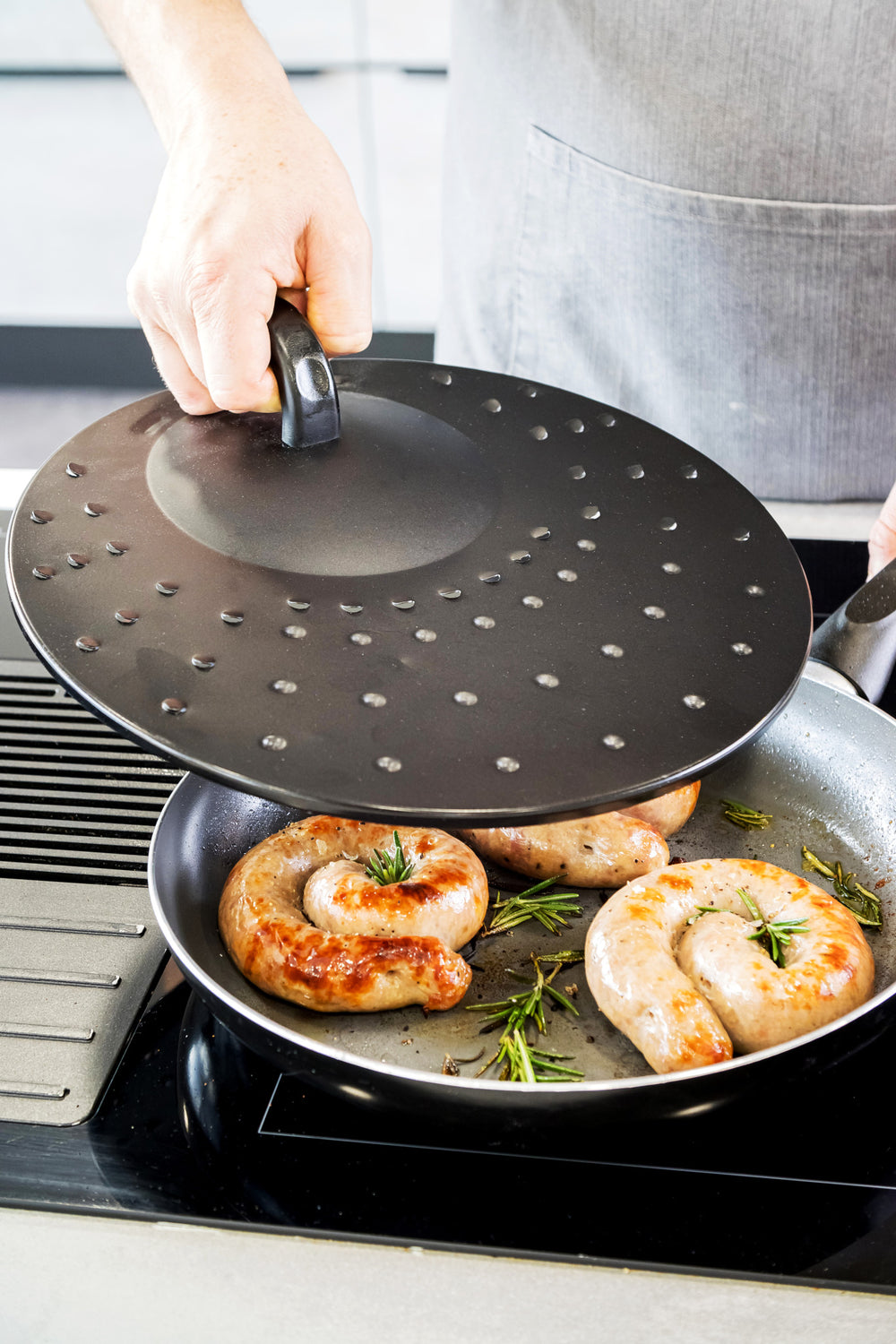 KitchenCraft Universal 31cm Splatter Guard / Lid