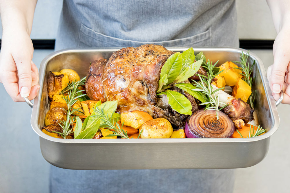 MasterClass Stainless Steel Heavy Duty Roasting Pan, 37cm x 27cm