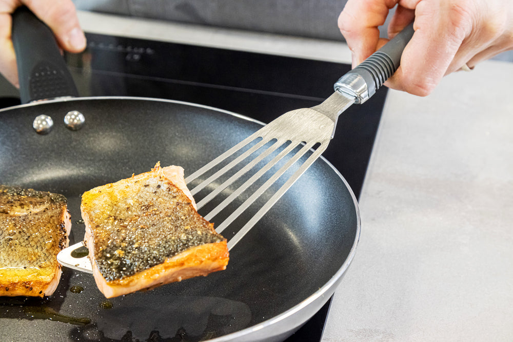 KitchenCraft Professional Fish Slice with Soft Grip Handle