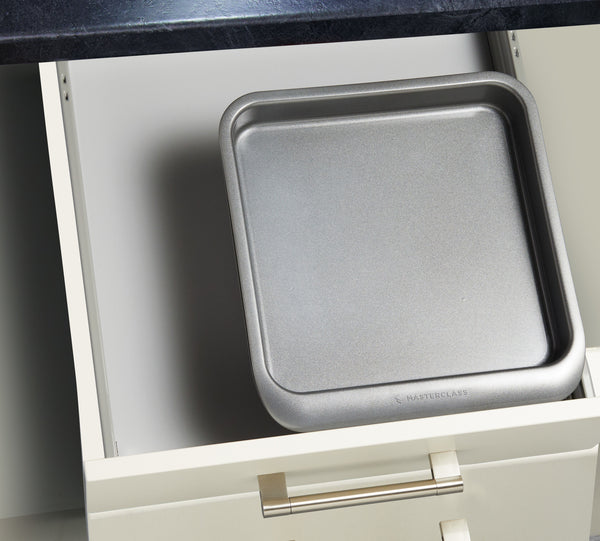 MasterClass Smart Space Stacking Seven Piece Non-Stick Roasting, Baking & Pastry Set image 7