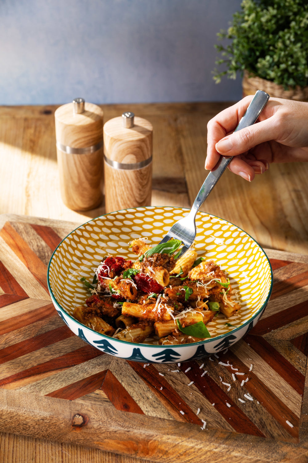 Mikasa Green Leafy Pattern Stoneware Bowl, 21cm