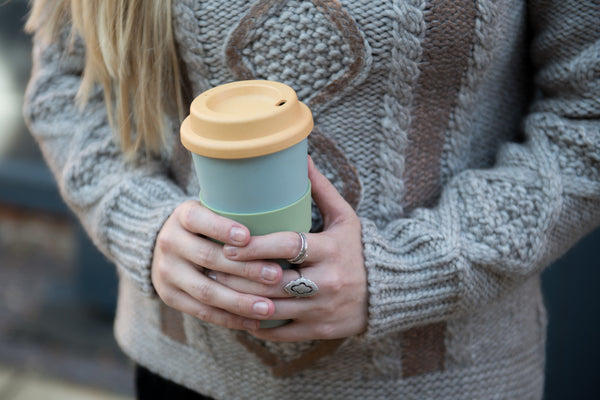 Natural Elements Recycled Plastic Travel Mug - 375ml image 2