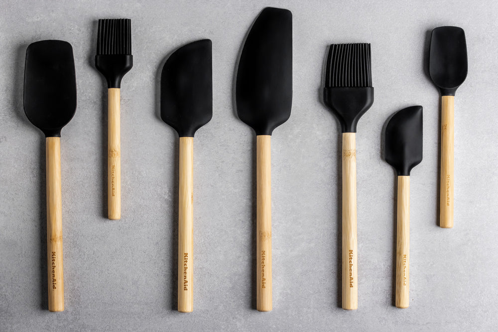 KitchenAid  Bamboo Scraper Spatula with Heat Resistant and Flexible Silicone Head