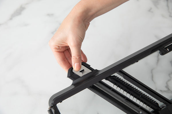 Chef'n Glass Mandoline image 2