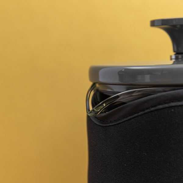 La Cafetière Insulated Cafetière Cosy for 8-Cup French Presses - Red image 5